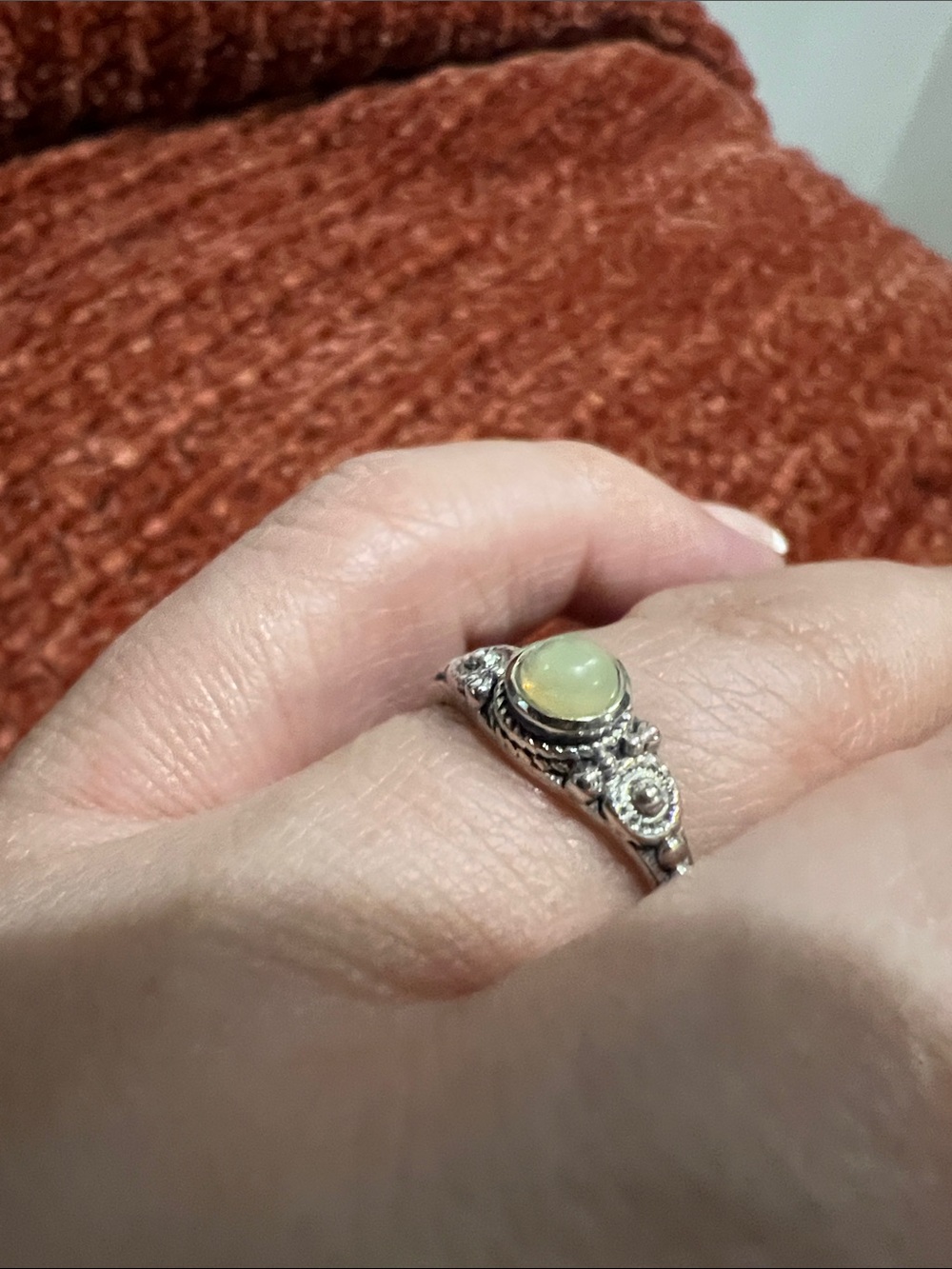 Delicate Opal Cabochon Sterling Silver Ring in Pale Green Size 6 - Picture 7 of 10